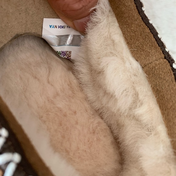 UGG TASMAN SUEDE SLIPPERS - Picture 6 of 9